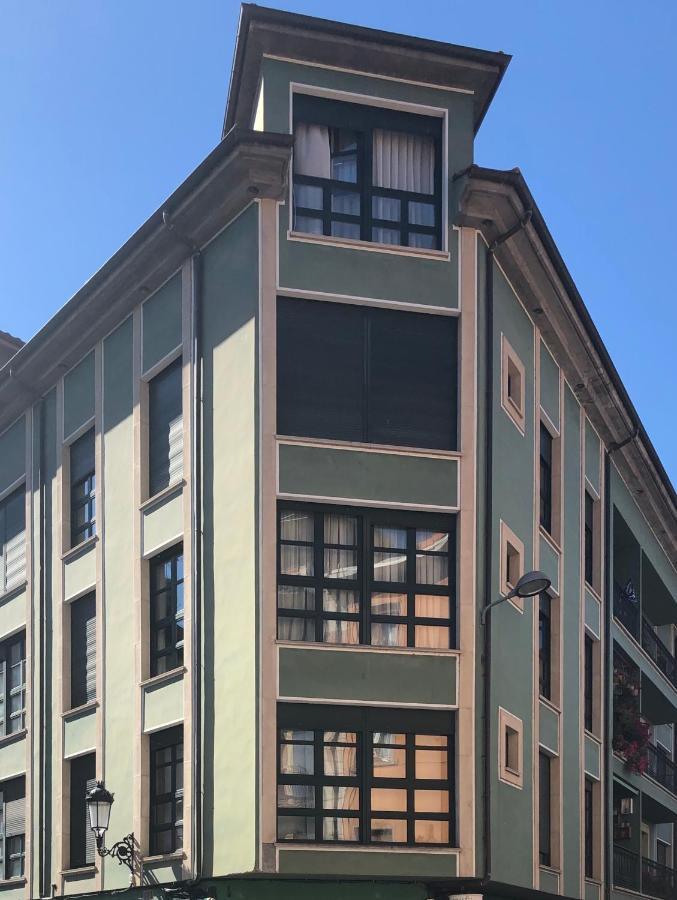 El Cine Apartment Onís
